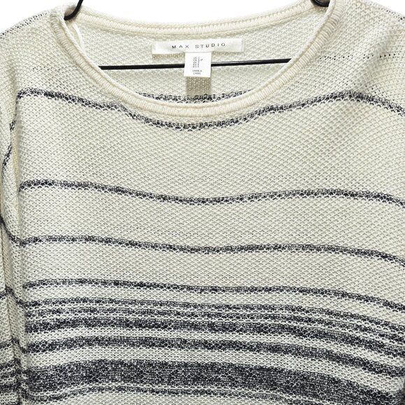 WOMEN'S MAX STUDIO KNIT NAUTICAL BLUE & IVORY STRIPED FRINGE HEM SWEATER SMALL - Picture 3 of 6